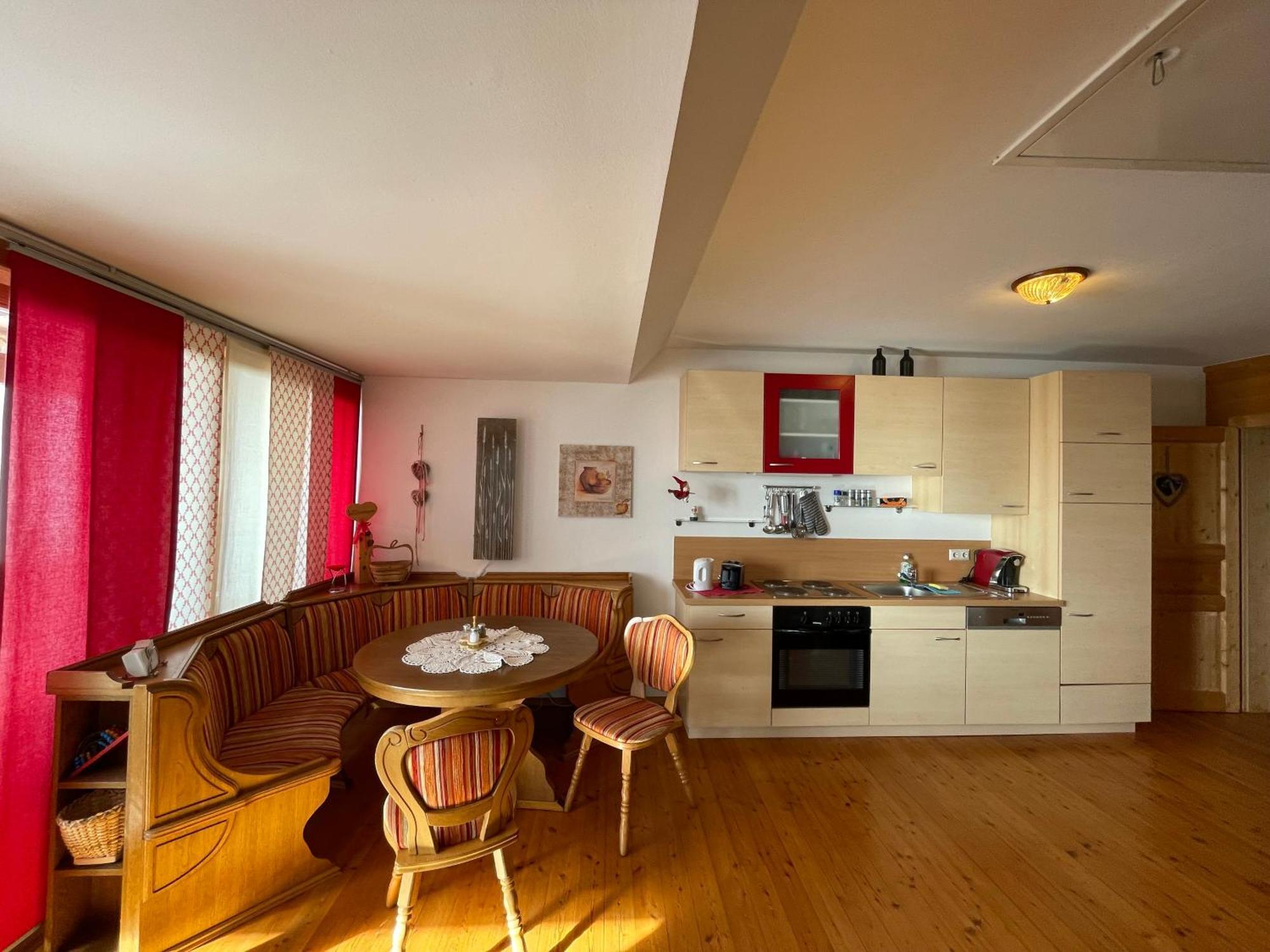 Apartments Im Almhaus Bachler Gundisch Dış mekan fotoğraf